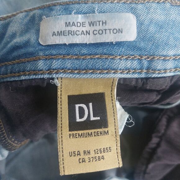 DL1961 Florence Insta Sculpt Distressed Jeans - Picture 7 of 10